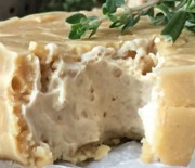 “Brie” Cashew Cheese Wheel with Rind