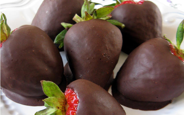 Chocolate Strawberries FTR