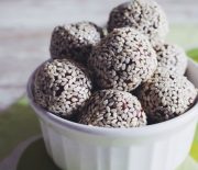 Chocolate Truffle Date Balls – Nut Free!