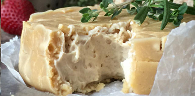 Raw Brie Cashew Cheese with Rind