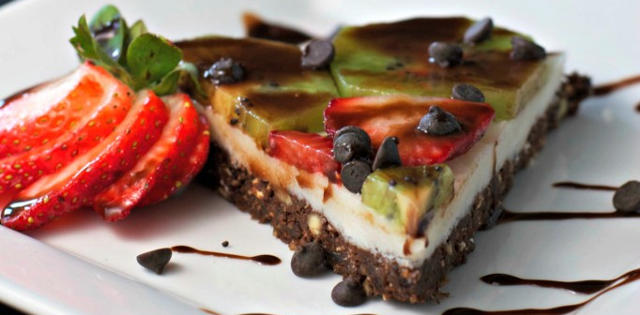 chocolate strawberry kiwi dessert pizza FTR