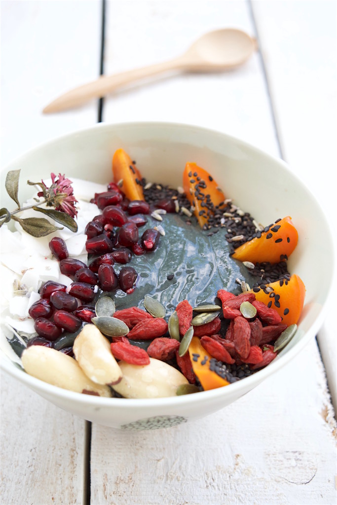 Black Charcoal Smoothie Bowl